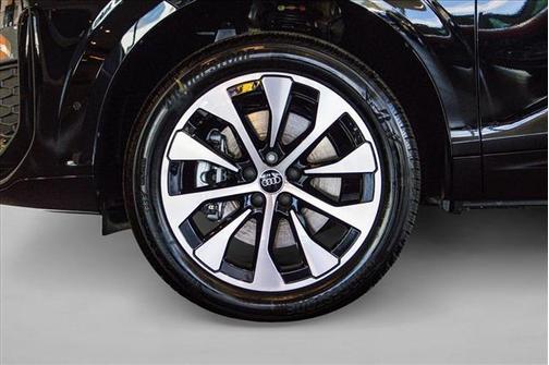Mythos Black Metallic 2026 Audi Q3 TFSI quattro S tronic