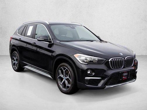 Black Sapphire Metallic 2019 BMW X1 xDrive28i