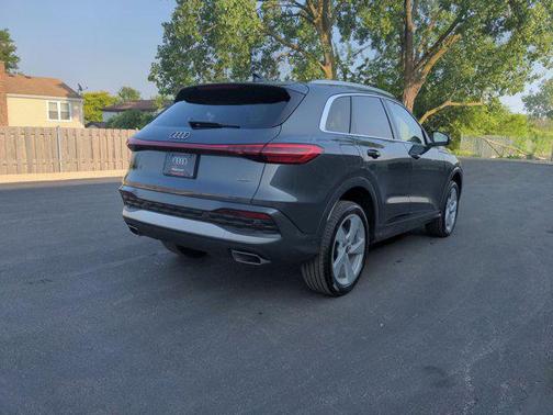 2025 Audi Q5 Premium Plus