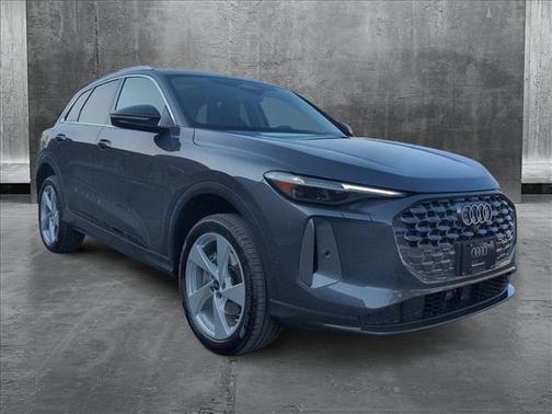 2025 Audi Q5 Premium Plus