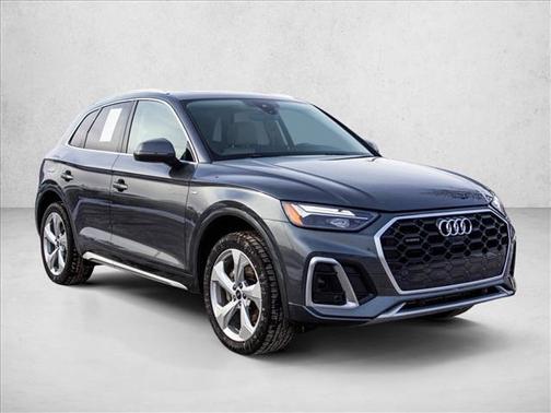 2022 Audi Q5 45 S line Premium Plus