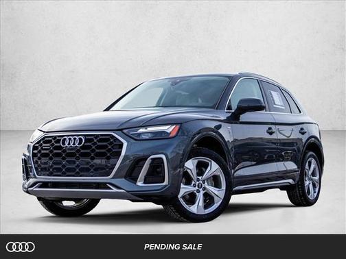 Daytona Gray Pearl Effect 2022 Audi Q5 45 S line Premium Plus