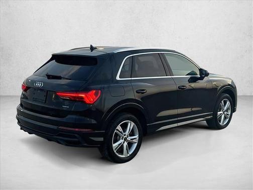2024 Audi Q3 45 S line Premium Plus