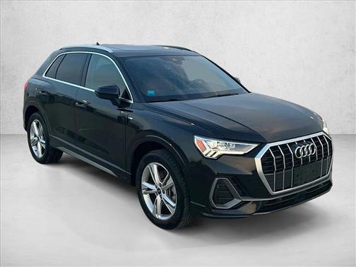 2024 Audi Q3 45 S line Premium Plus