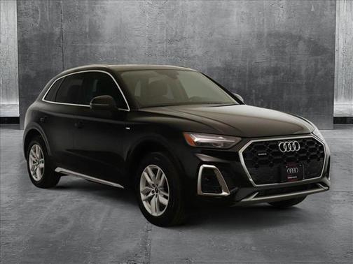 2022 Audi Q5 45 S line Premium