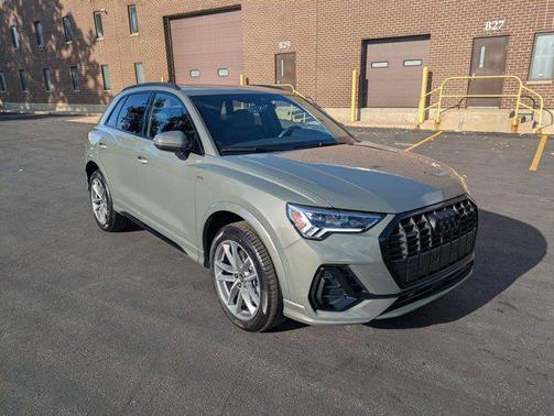 2025 Audi Q3 Premium 45 TFSI S line quattro Tiptronic