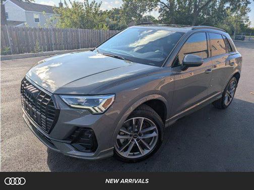 2025 Audi Q3 Premium 45 TFSI S line quattro Tiptronic