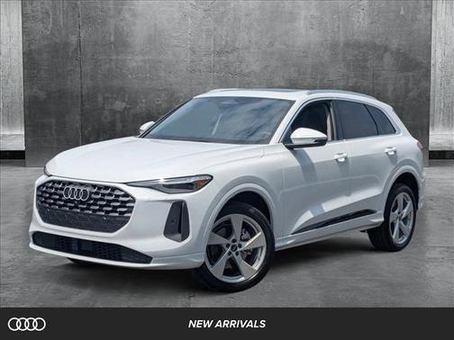2025 Audi Q5 Premium Plus