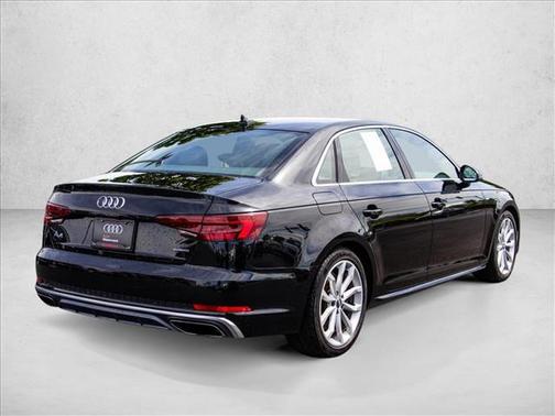 Mythos Black Metallic 2019 Audi A4 45 Premium