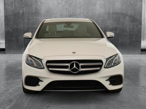 2017 Mercedes-Benz E-Class 4MATIC
