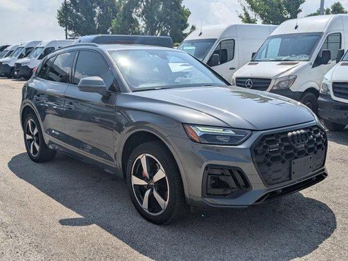 2024 Audi Q5 45 S line Premium Plus