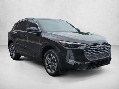 2025 Audi Q5 Premium TFSI quattro S tronic