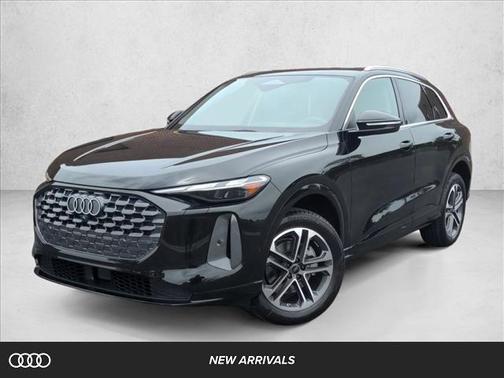 2025 Audi Q5 Premium TFSI quattro S tronic
