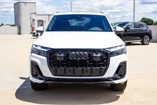 Glacier White Metallic 2026 Audi Q7 45 Premium Plus