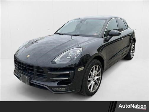2018 Porsche Macan Turbo