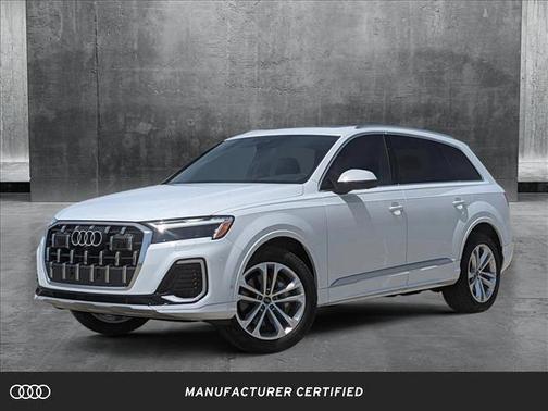 2025 Audi Q7 45 Premium Plus