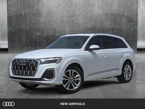 2025 Audi Q7 45 Premium Plus