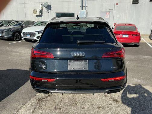 2025 Audi Q5 45 S line Premium