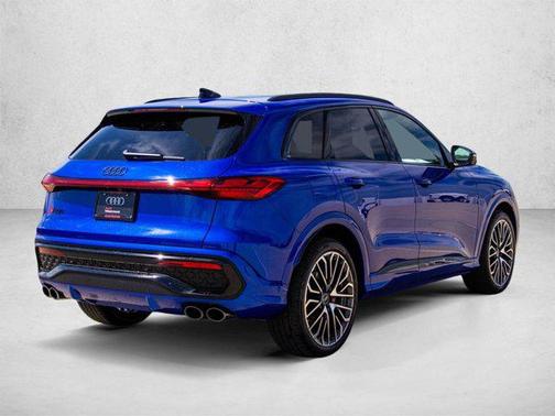 Ultra Blue Metallic 2026 Audi SQ5 3.0T Prestige