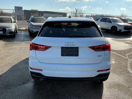 2023 Audi Q3 45 S line Premium Plus