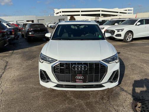 2023 Audi Q3 45 S line Premium Plus