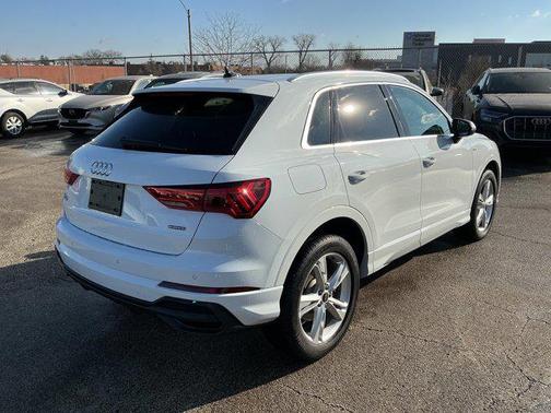 2023 Audi Q3 45 S line Premium Plus