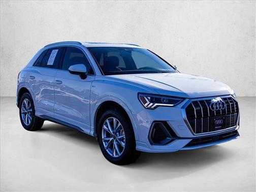 2023 Audi Q3 Premium 45 TFSI S line quattro Tiptronic