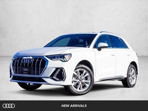 2023 Audi Q3 Premium 45 TFSI S line quattro Tiptronic