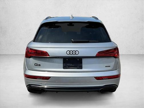 Florett Silver Metallic 2023 Audi Q5 45 S line Premium Plus