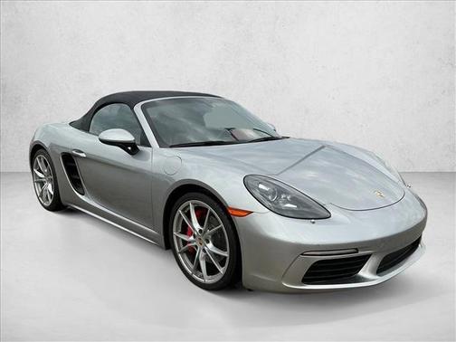 GT Silver Metallic 2017 Porsche 718 Boxster S