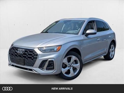 2022 Audi Q5 45 S line Premium Plus