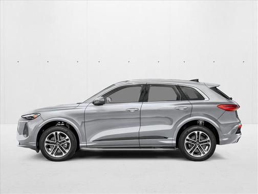 Florett Silver Metallic 2026 Audi Q5 Premium Plus TFSI quattro S tronic