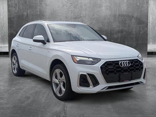 2025 Audi Q5 45 S line Premium Plus