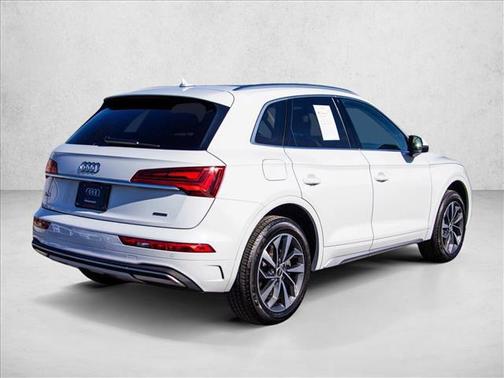 2021 Audi Q5 45 Premium Plus