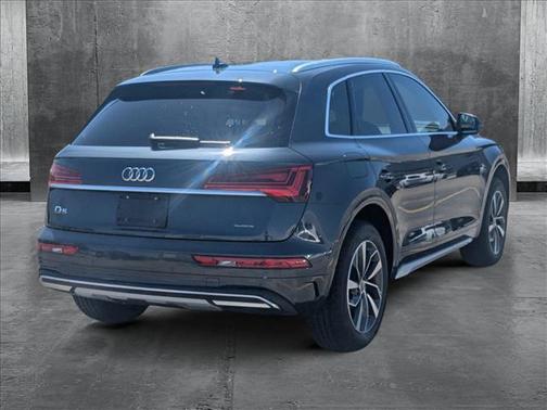 2021 Audi Q5 45 Premium Plus