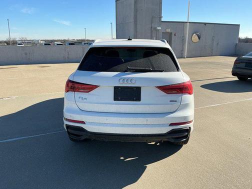 2023 Audi Q3 Premium 45 TFSI S line quattro Tiptronic