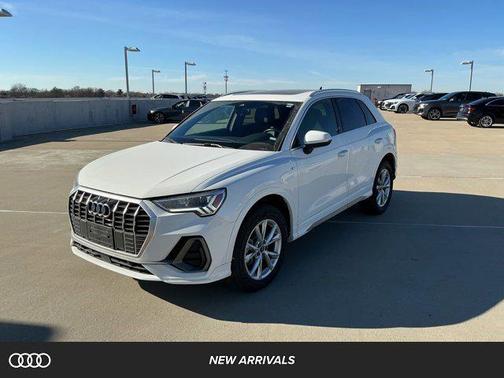 2023 Audi Q3 Premium 45 TFSI S line quattro Tiptronic