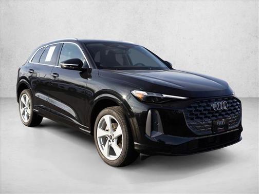 2025 Audi Q5 Premium Plus TFSI quattro S tronic