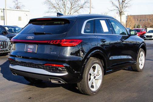 2025 Audi Q5 Premium Plus TFSI quattro S tronic