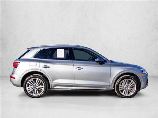 2018 Audi Q5 2.0T Premium Plus