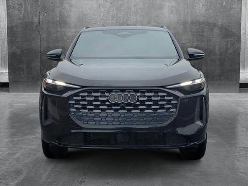 2025 Audi Q5 Premium