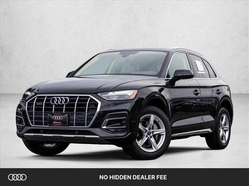 Mythos Black Metallic 2023 Audi Q5 40 Premium