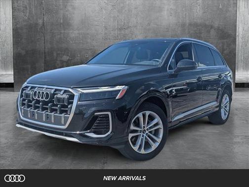 2025 Audi Q7 55 Premium Plus