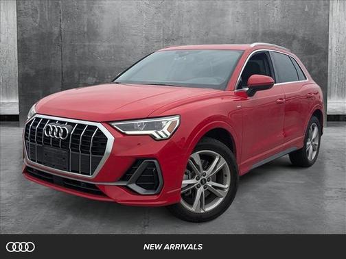 2022 Audi Q3 45 S line Premium Plus