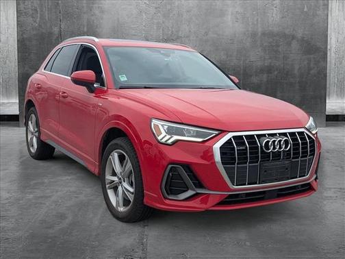 2022 Audi Q3 45 S line Premium Plus