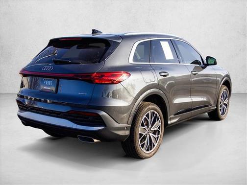 2025 Audi Q5 Premium Plus TFSI quattro S tronic