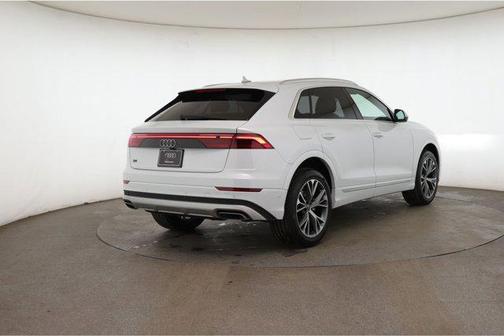 2025 Audi Q8 55 Premium Plus