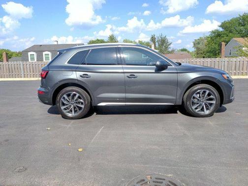 2023 Audi Q5 45 S line Prestige