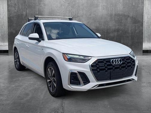 2023 Audi Q5 45 S line Premium Plus