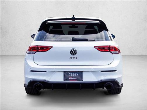 Opal White Pearl 2023 Volkswagen Golf GTI 2.0T SE DSG